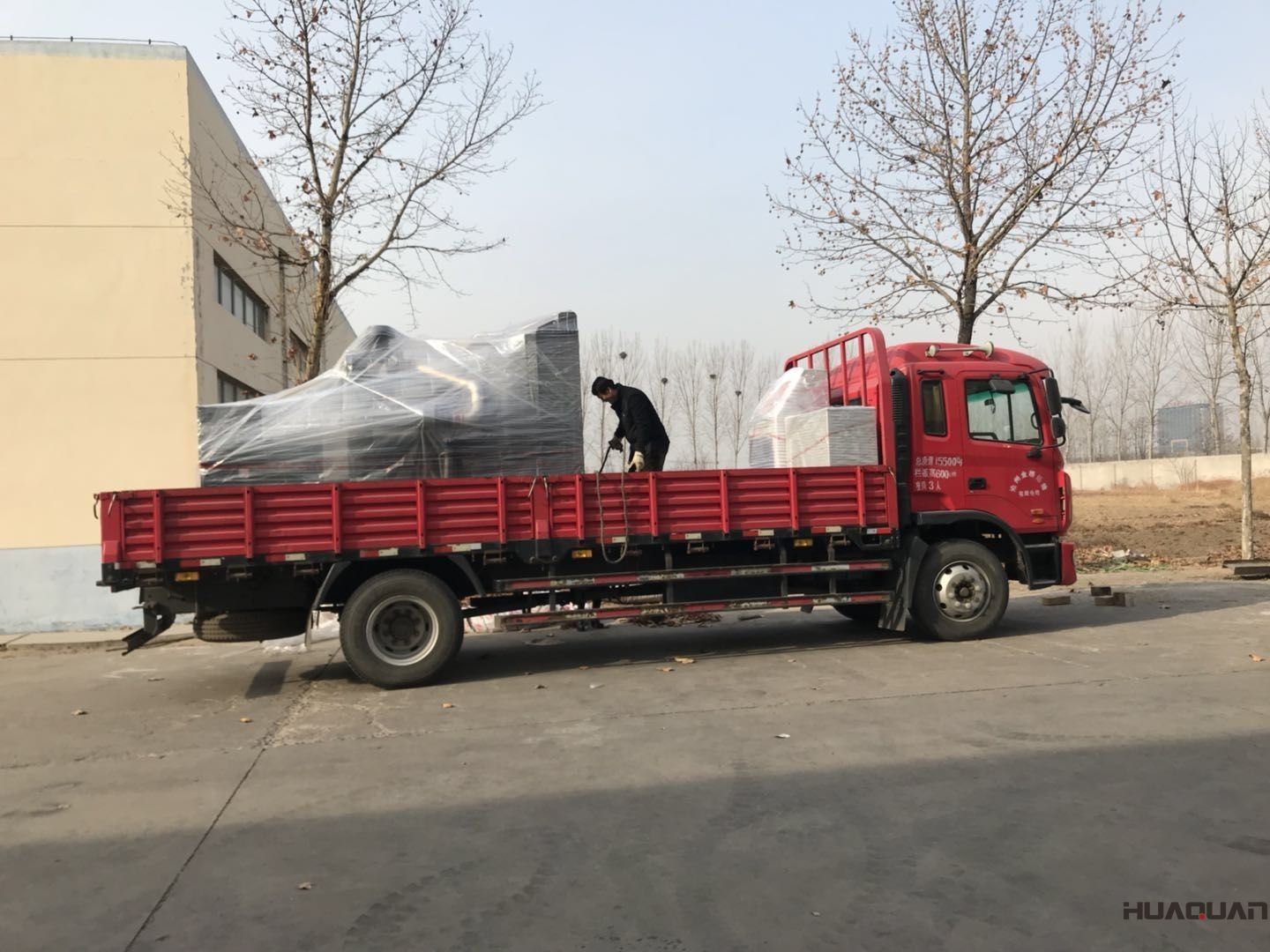   華全動力600千瓦發(fā)電機組于1月3號發(fā)往滄州