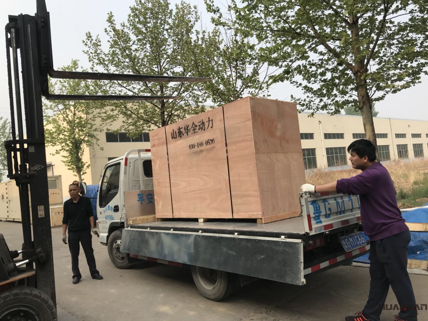 華全動力120kw四保護(hù)玉柴發(fā)電機組于2018年4月30日發(fā)往臨朐