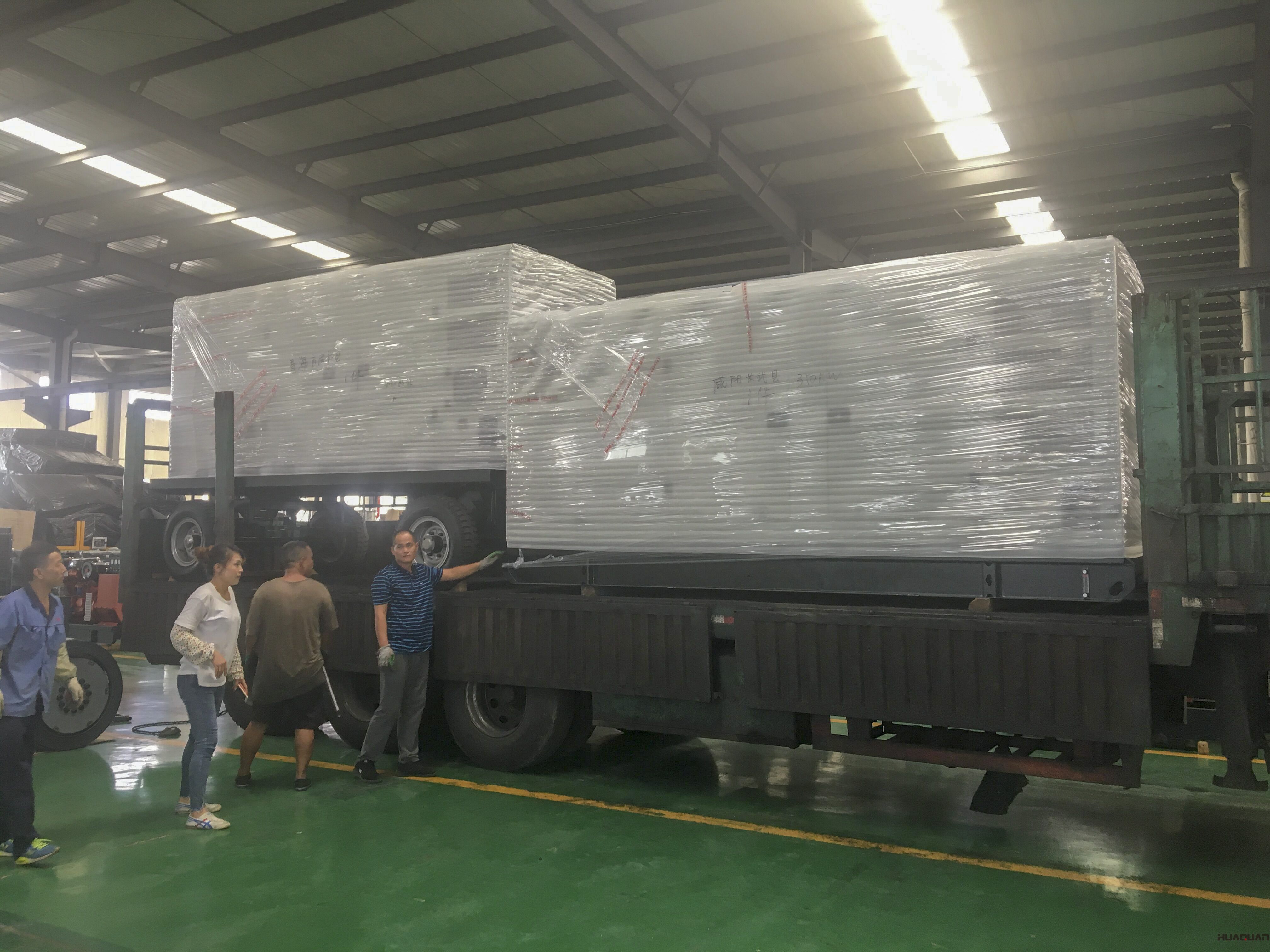 8月10日，一臺400kw靜音箱柴油發電機從華全動力成功發往上海